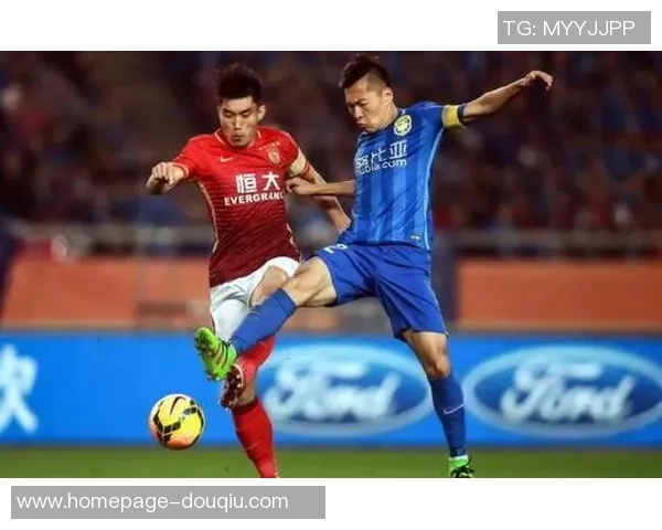 2016年恒大与重庆的巅峰对决回顾及精彩瞬间分析 2016年恒大与重庆的巅峰对决回顾及精彩瞬间分析