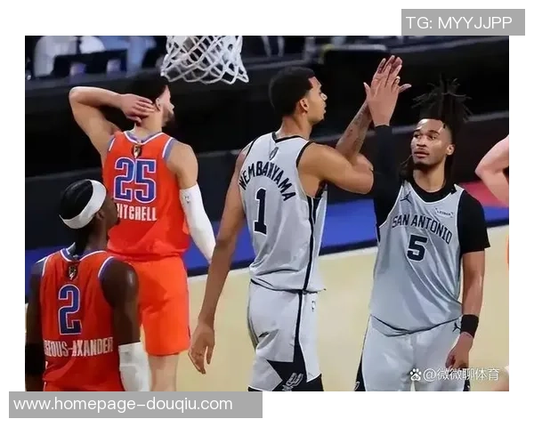 快船与雷霆对决前瞻分析及关键球员表现预测 快船与雷霆对决前瞻分析及关键球员表现预测